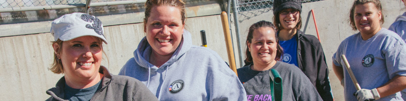 AmeriCorps volunteers at the Red River Zoo in Fargo